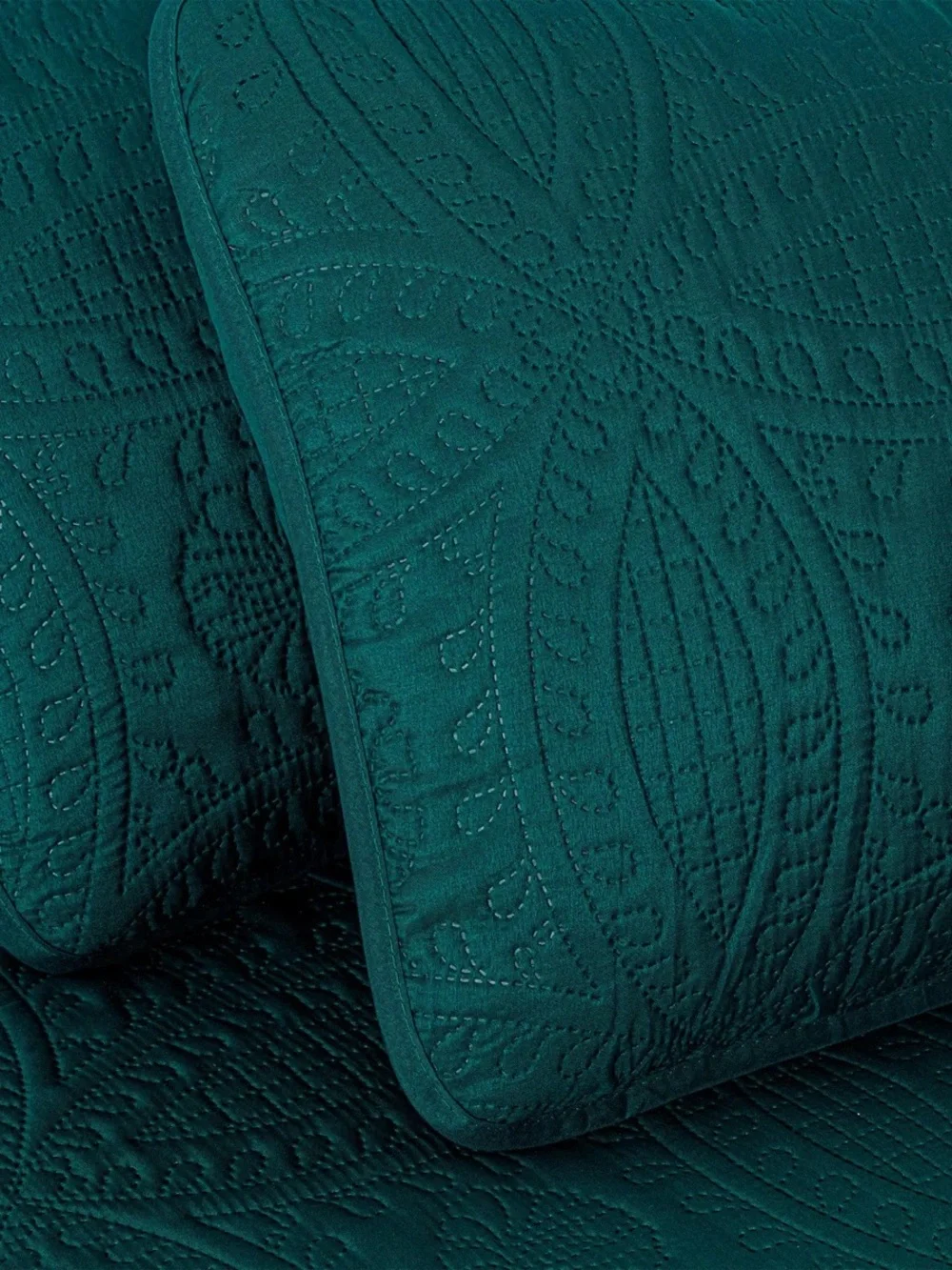 Teal Quilted Queen 3 piece Bedspread Set